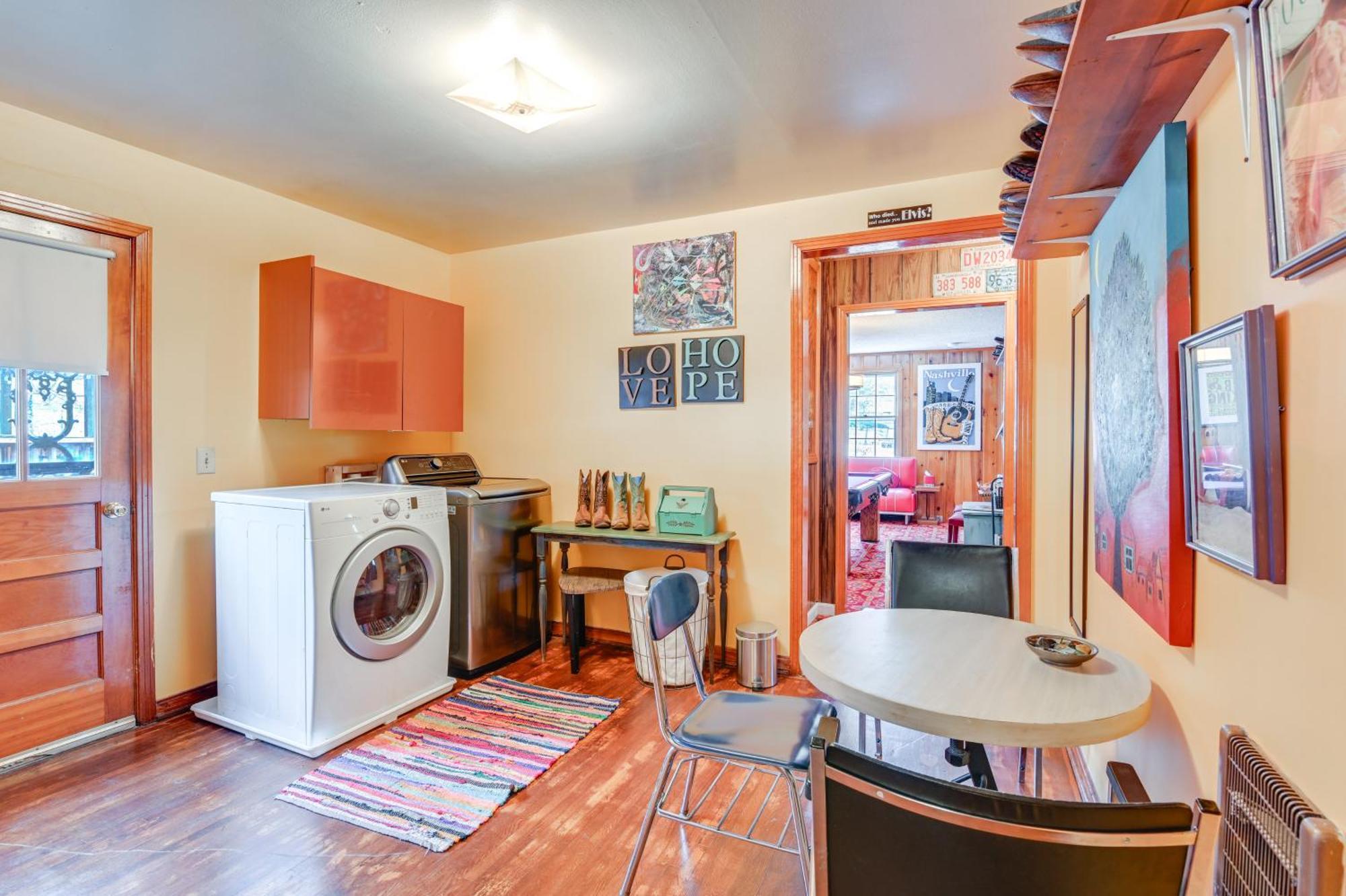 6 Mi To Downtown 70S-Themed Home In Nashville! Extérieur photo