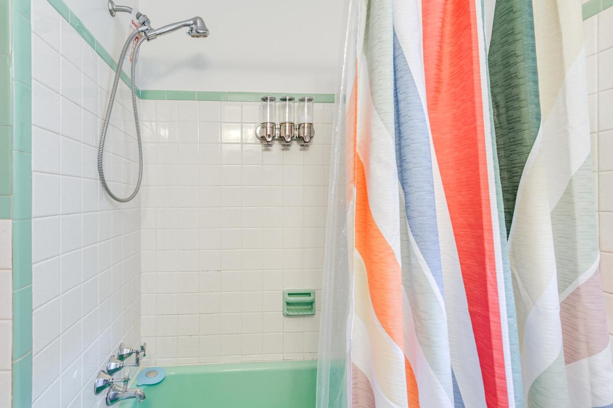 6 Mi To Downtown 70S-Themed Home In Nashville! Extérieur photo