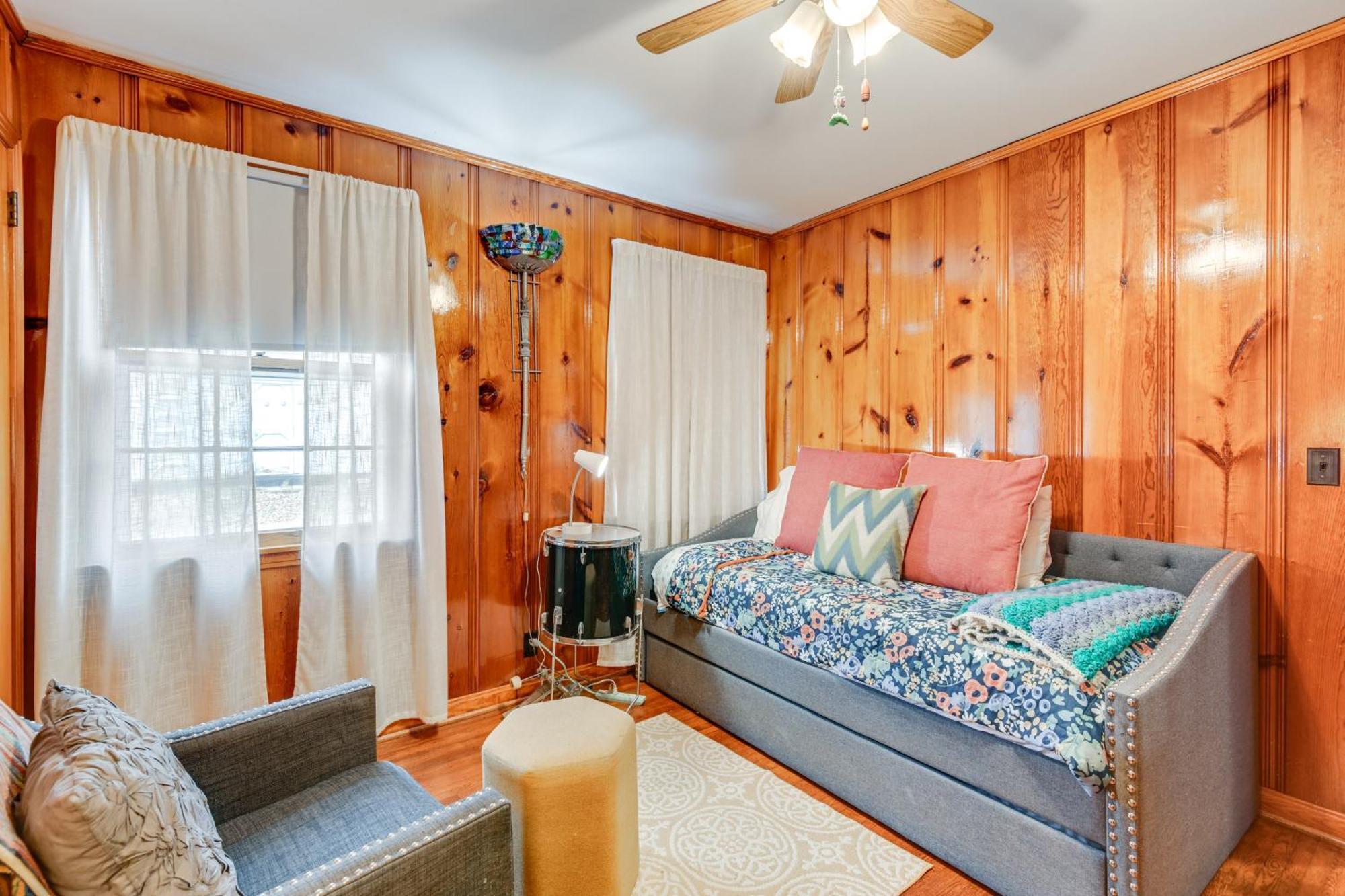 6 Mi To Downtown 70S-Themed Home In Nashville! Extérieur photo